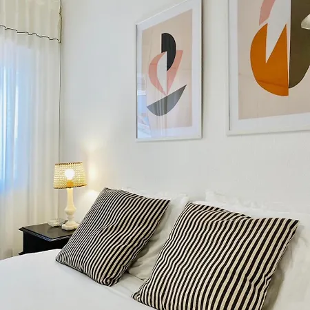 Apartament Bright Modern 3 Bedroom In Downtown *