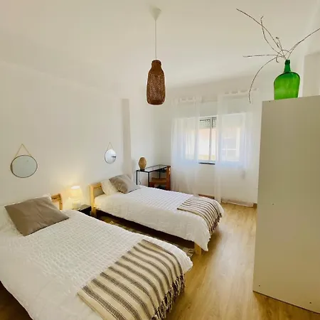 Apartamento Bright Modern 3 Bedroom In Downtown Portimão