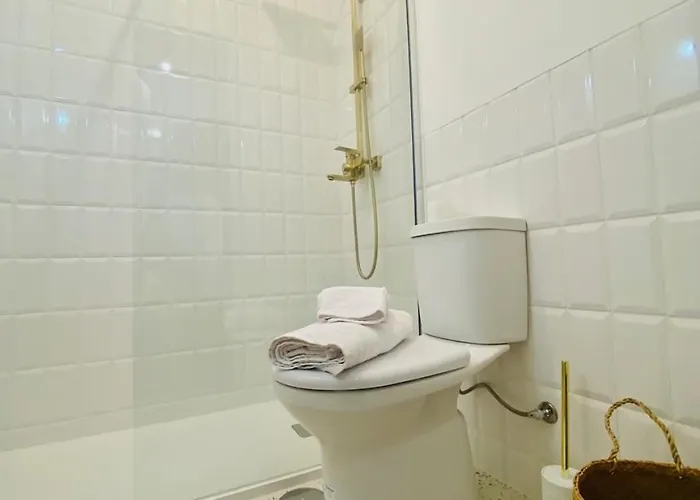 Bright Modern 3 Bedroom In Downtown Apartamento